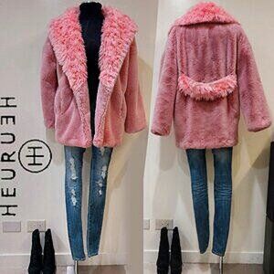 💥STUNNING💥Heurueh Faux Fur Coat Shawl Shearling Collar in Bubble Gum